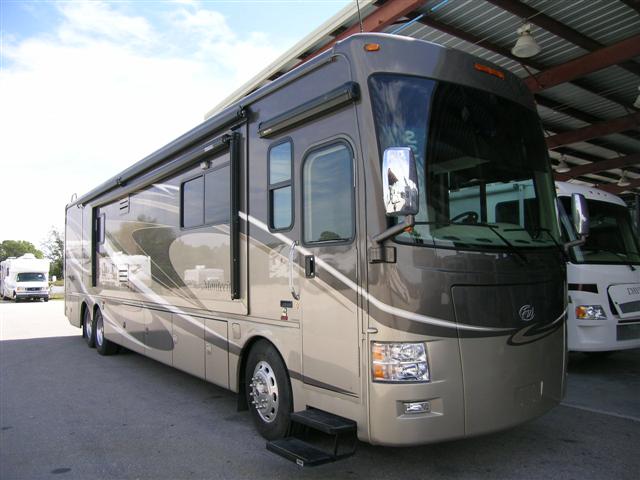 New 2010 Fourwinds MONTECITO 42C Class A - Diesel For Sale